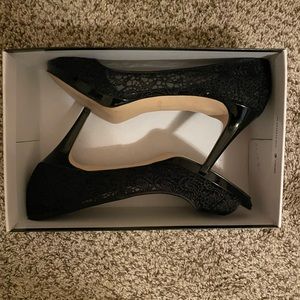 Nine West lace open toe heel